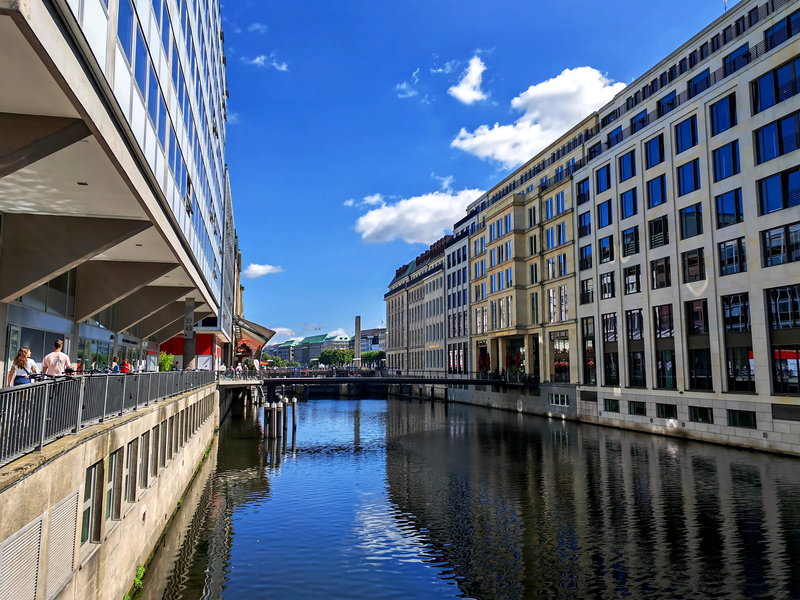 4 Tage Sightseeing & City-Shopping in Hamburg