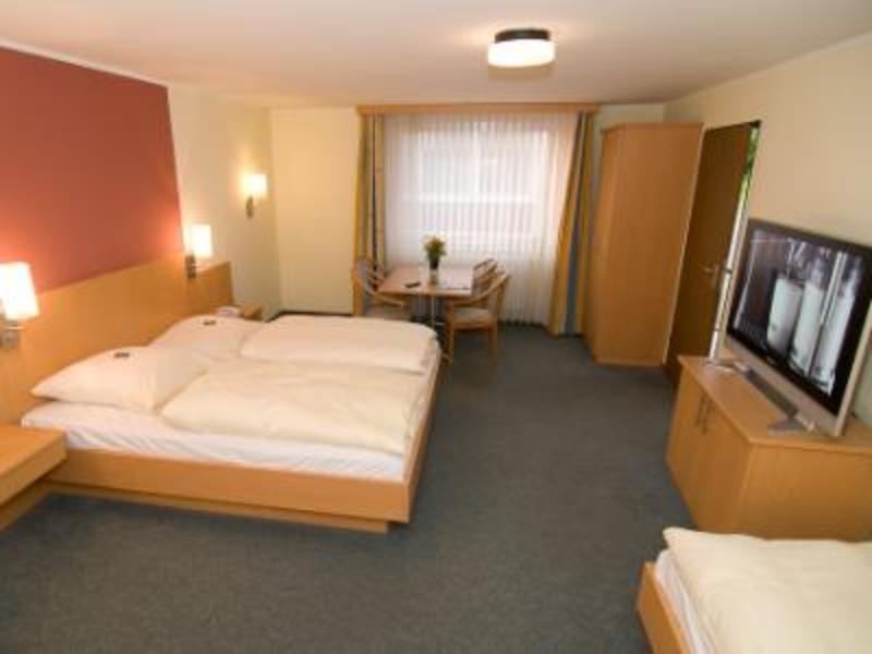 Mehrbettzimmer Familienzimmer